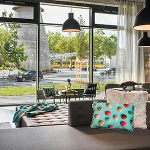 https://moxy-stuttgart-feuerbach.stuttgart-hotel.com